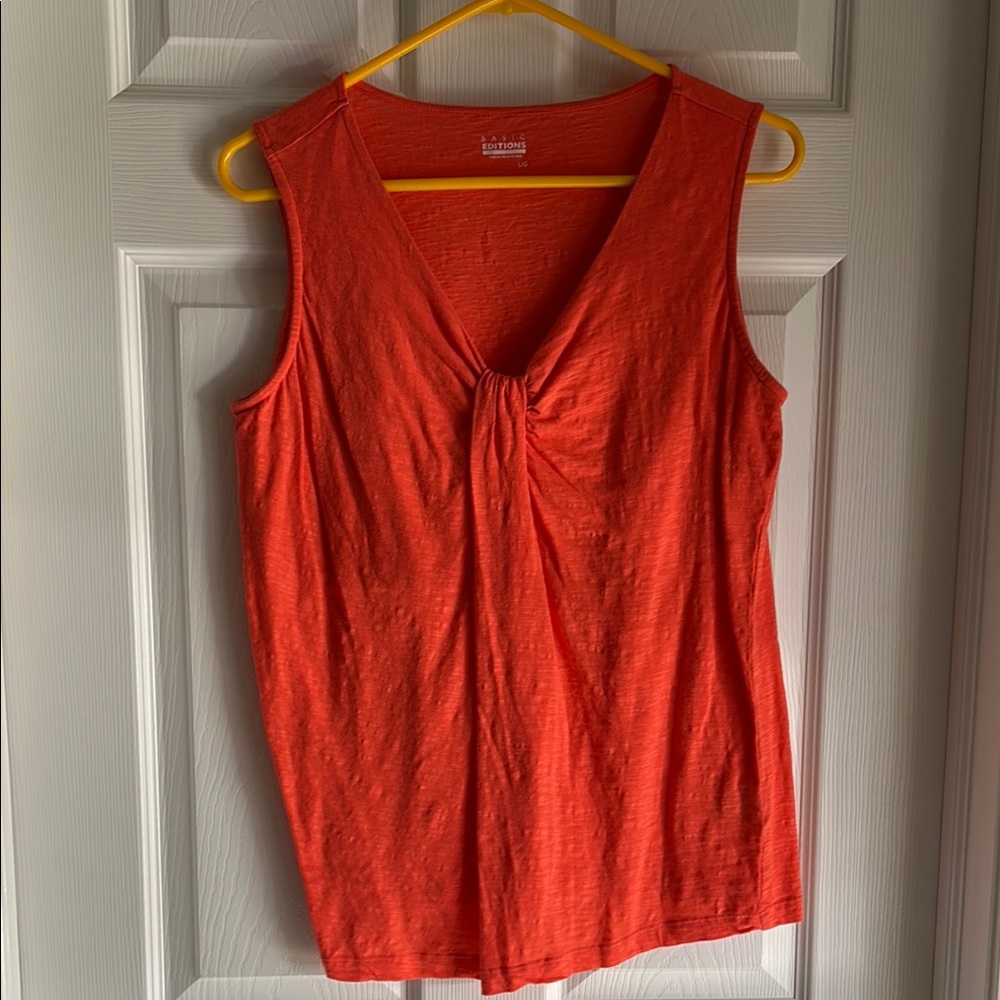 Women's Red Sleeveless Top